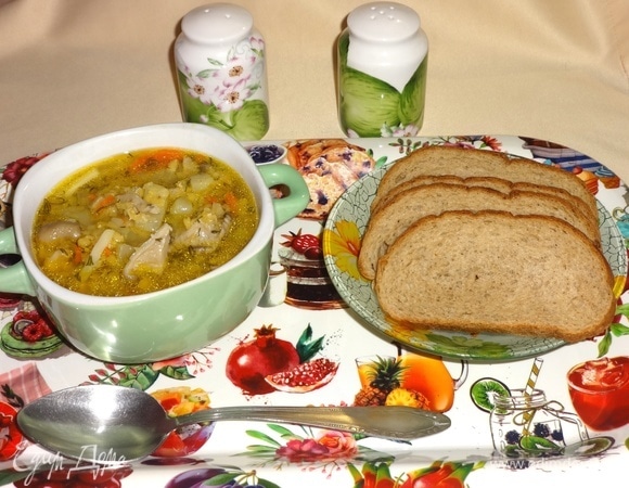 Постный суп с чечевицей и вешенками