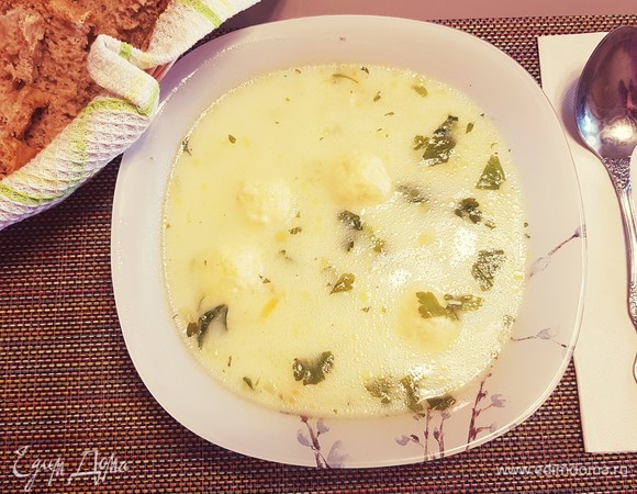 Вкусный суп с сырными шариками