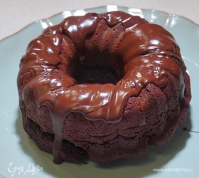 Свекольный пирог в шоколадной глазури