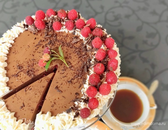 Молочно-шоколадный торт «Эрл Грей» с малиной