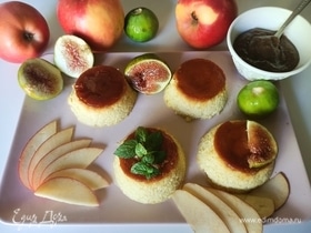 Яблочно-карамельный десерт с инжирным соусом