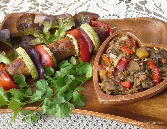 Салат из сезонных овощей на мангале, пошаговый рецепт на 852 ккал, фото,  ингредиенты - Надежда