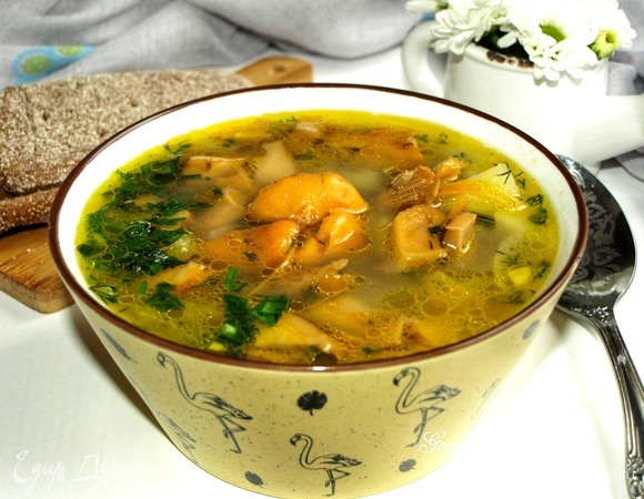 Суп с лисичками, пошаговый рецепт на ккал, фото, ингредиенты - Svetlana Gorelova