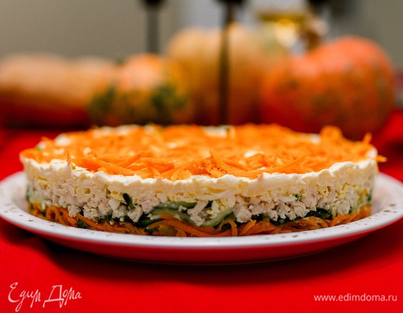 Салат из курицы с корейской морковью и кукурузой рецепт – Авторская кухня: Салаты. «Еда»