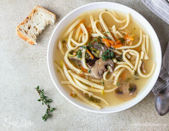 Суп из домашней лапши как у бабушки: пошаговый рецепт с картинками