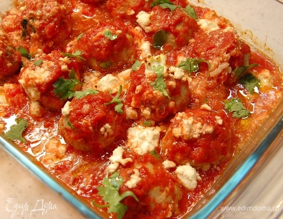 Фрикадельки с сыром в томатном соусе в духовке — рецепт с фото