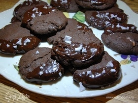 Шоколадное печенье с солью