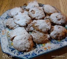 Овсяное печенье с имбирными цукатами и грецкими орехами