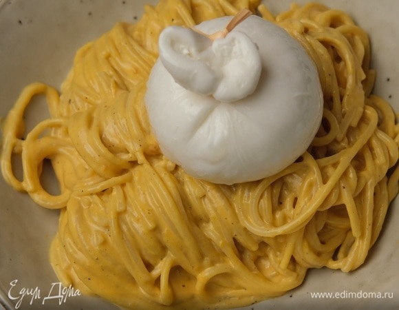 Спагетти с тыквенным соусом