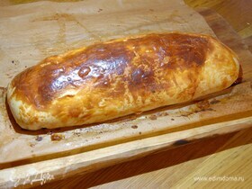 Штрудель со спаржей, артишоками и пармезаном