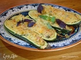 Цукини, запеченные с ветчиной и рисом