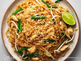 Пад Тай с курицей