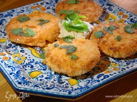 Рыбные котлеты с турецким соусом Рыбные котлеты с турецким соусом