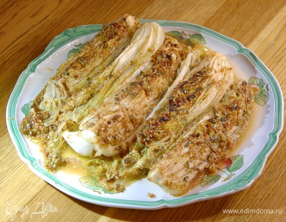 Пекинская капуста, запеченная с мисо и соевым соусом