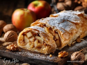 Штрудель с яблоками и орехами