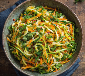 Свежие кабачки по-корейски