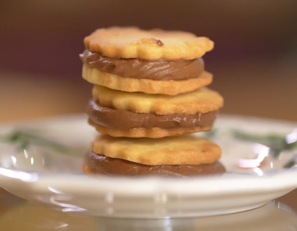 Песочное печенье с шоколадно-сливочным кремом